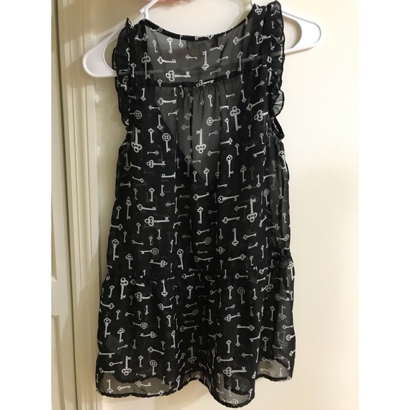 Key Design Tank Top - Picture 2 of 2